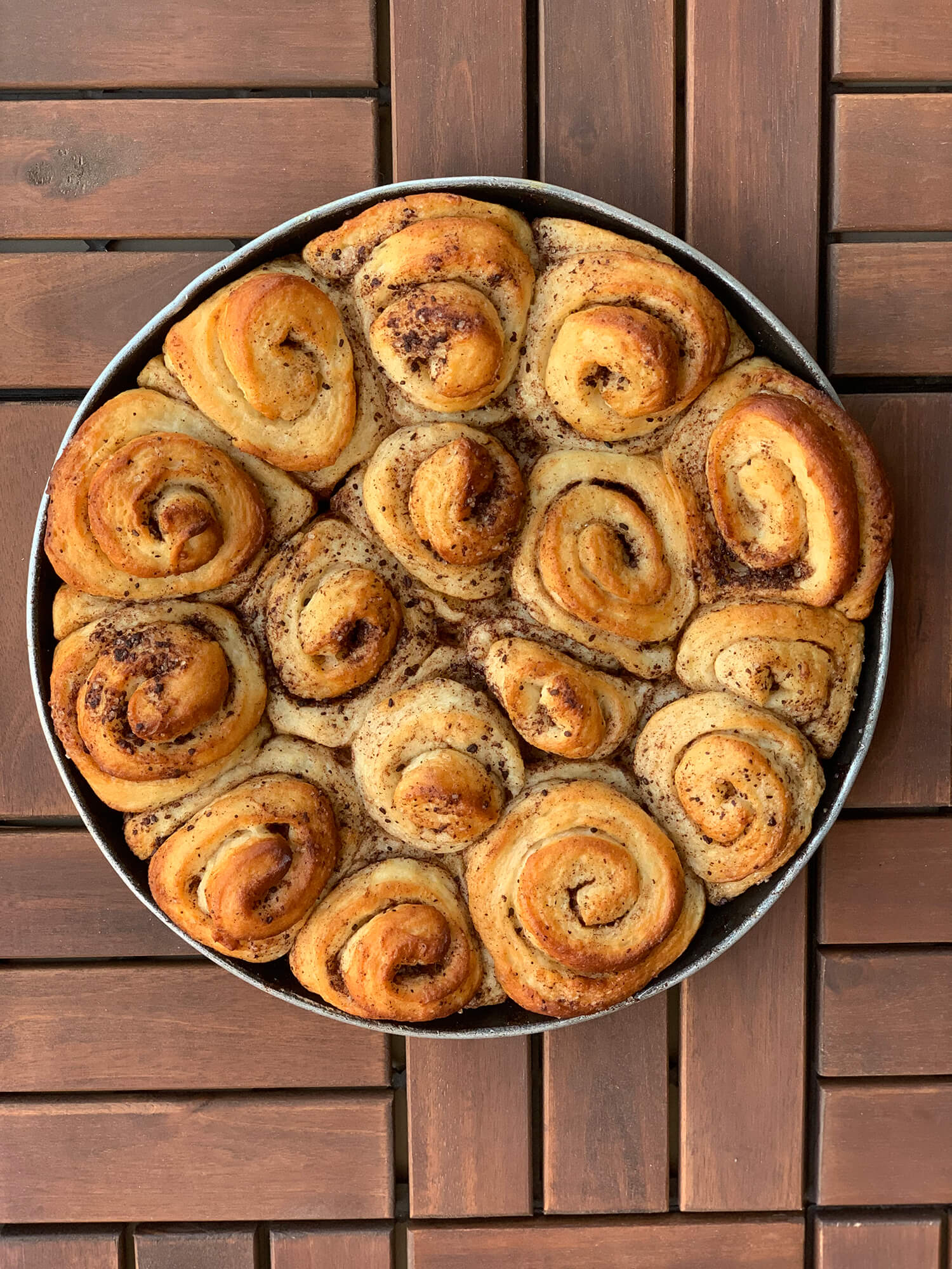 Eggless Cinnamon Rolls