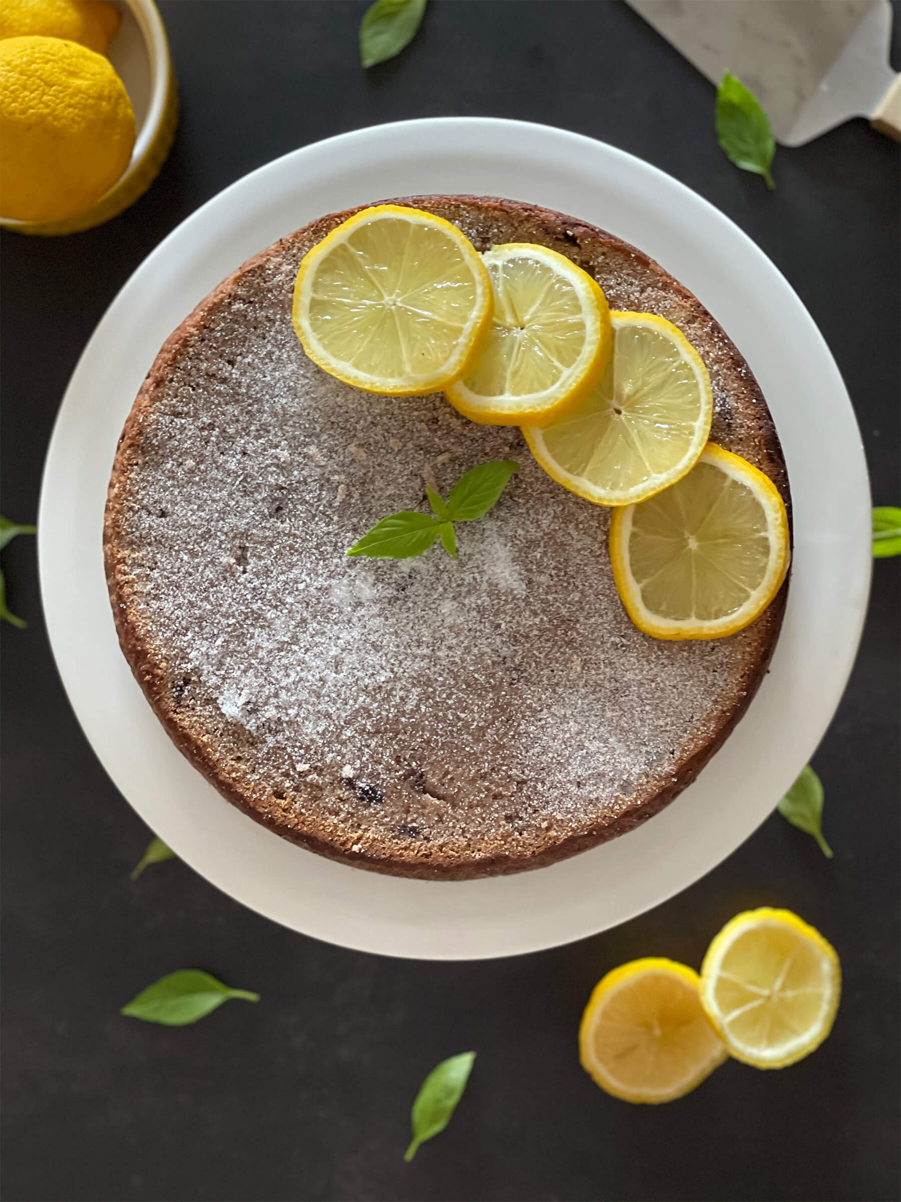 Keto Lemon and Berries Cake